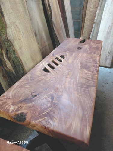 Natural italian olive wood - natural,