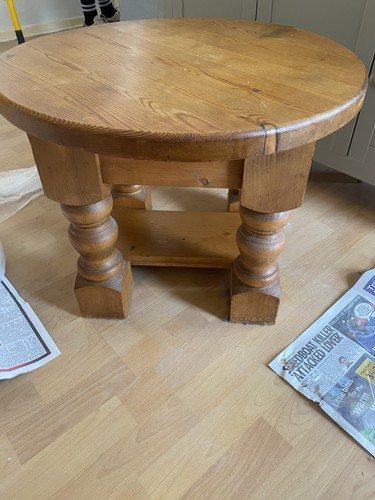 Round pine coffee table - pine,